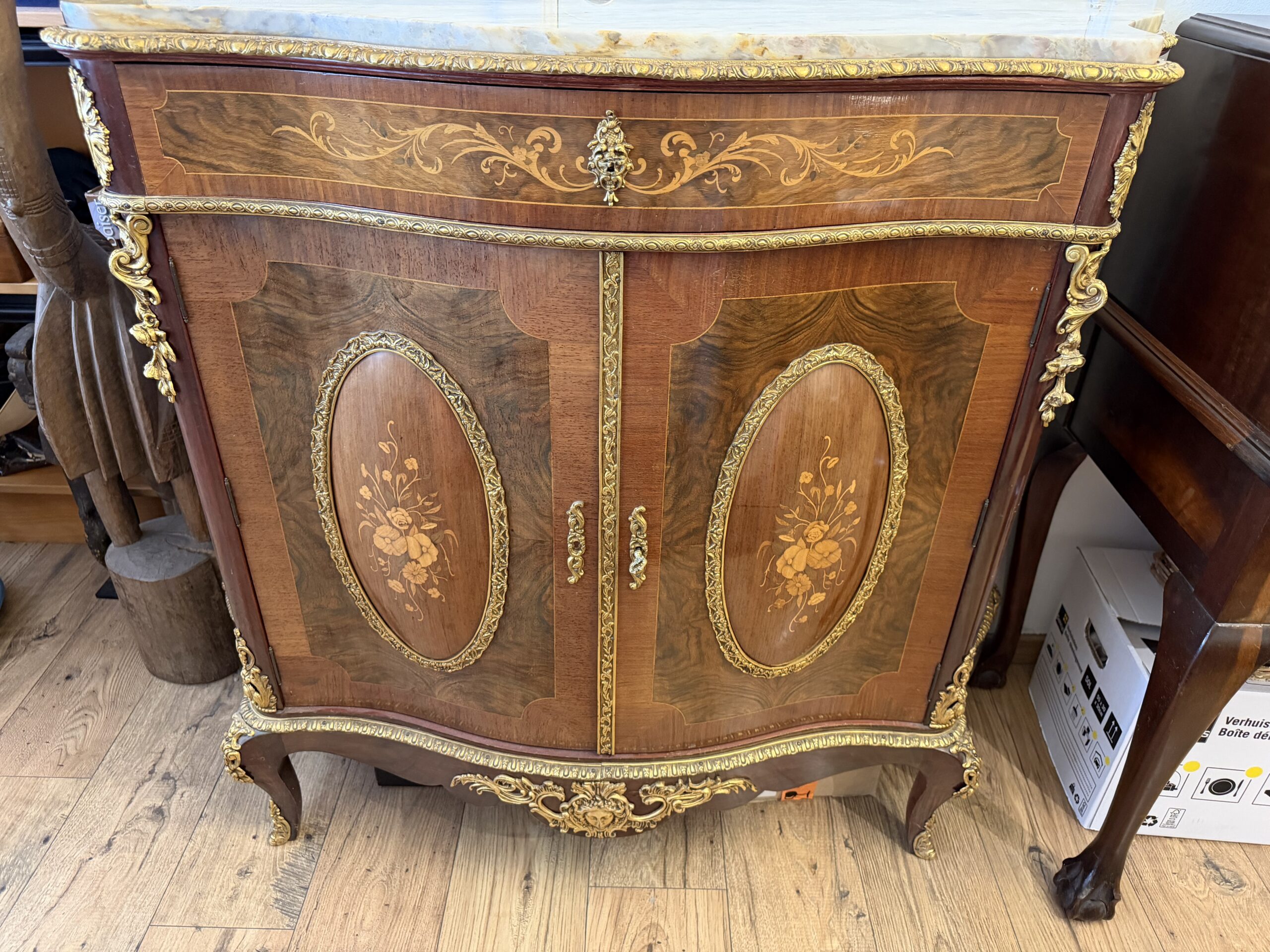 Meuble d’appui de style Napoléon III