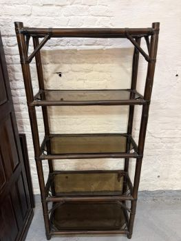 Etagère en bambou