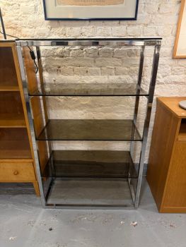 Petite étagère en verre